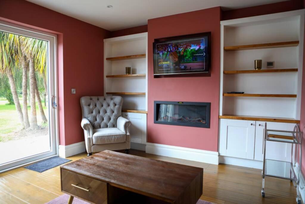 5* Self Catering Βίλα Nenagh Εξωτερικό φωτογραφία
