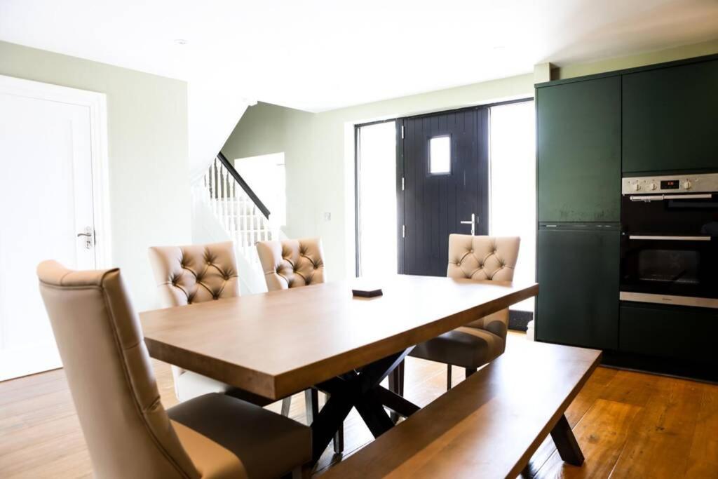 5* Self Catering Βίλα Nenagh Εξωτερικό φωτογραφία